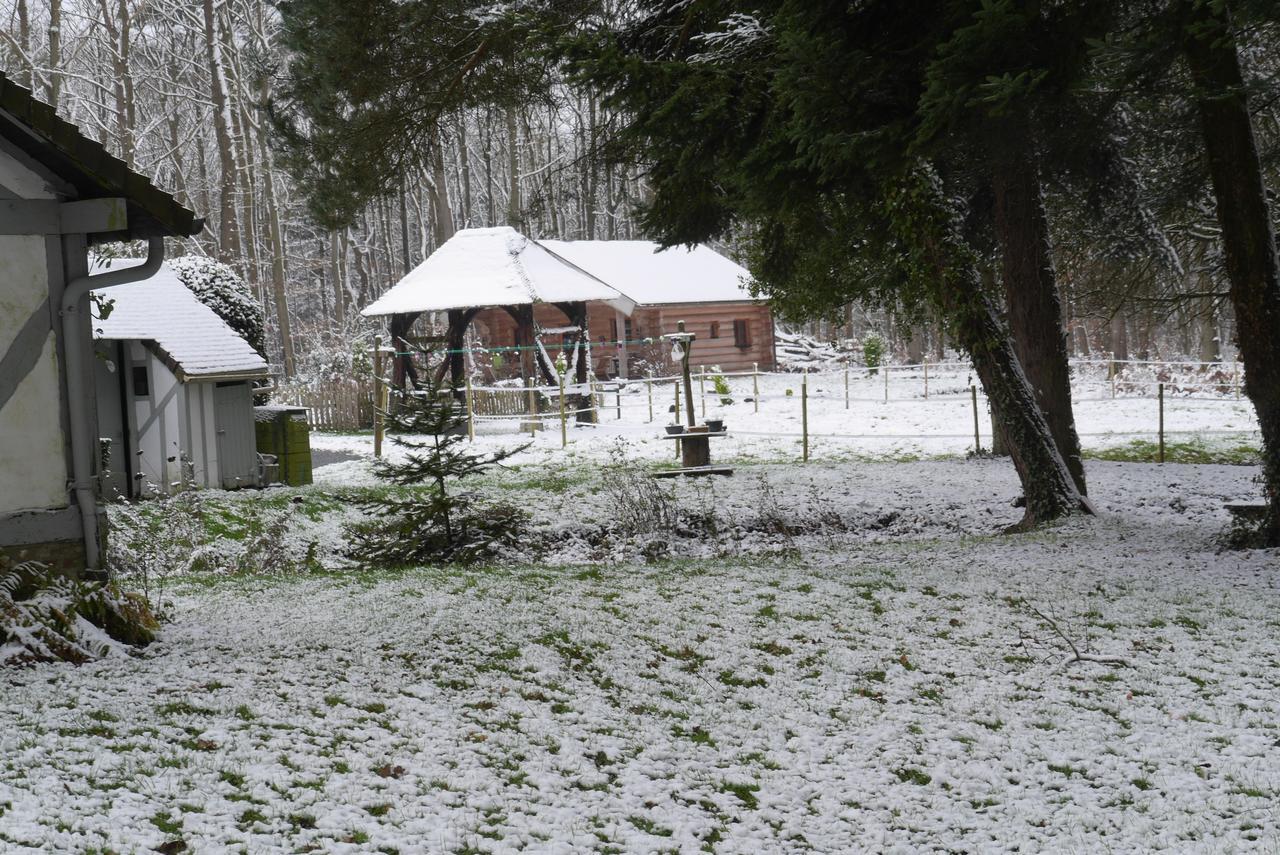 Domaine Du Vertbois La Haye-du-Theil Екстер'єр фото